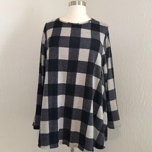 Curvy Lovey Long Sleeve Buffalo Plaid Swing Tunic